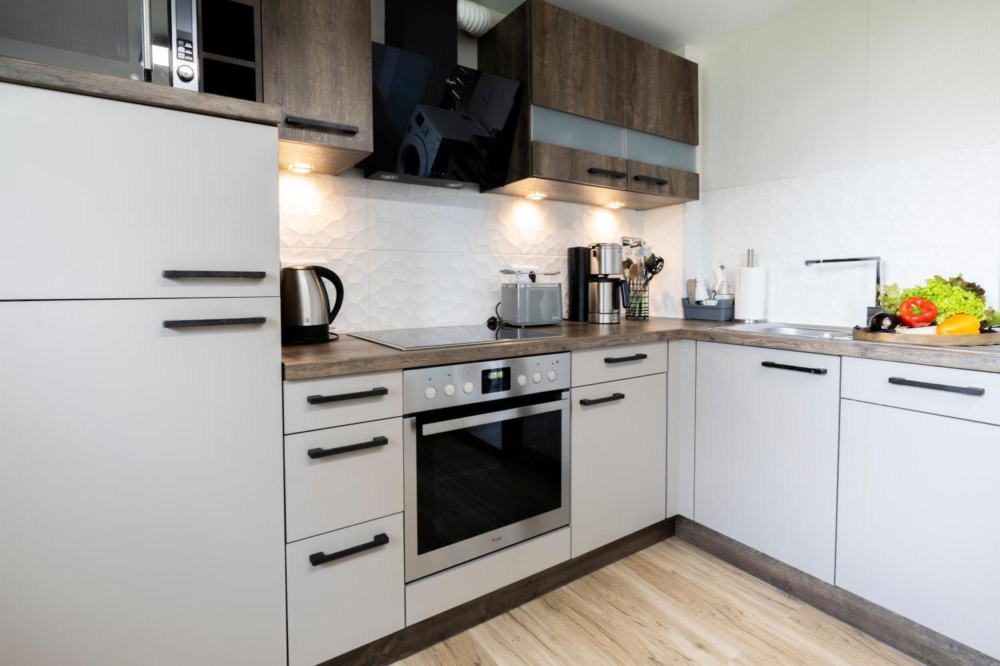 Design Maisonette - 24H Self-Check-In - Bis 7 Pers - In Direkter Weihernaehe - Parkplatz - Wifi - Balkon -Terrasse - Radwege Schiffweiler Extérieur photo